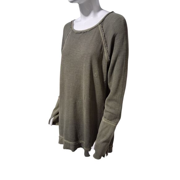 Sundance Super Grunge Women's Medium Distressed Prep Raw Hem Holes Jacked-up Top - Picture 3 of 15